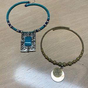 Bundle of 2 necklaces